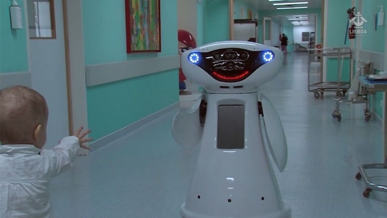Hasta Çocukların Arkadaşı Robot Casper